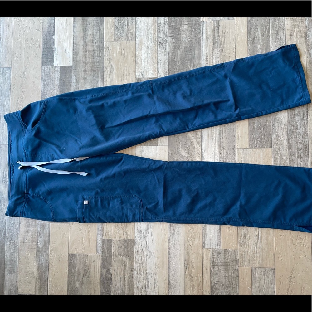 FIGS Kade Scrub Pants